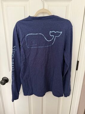 Vineyard Vines Navy Long Sleeve Tee with Light Blue Whale Mens